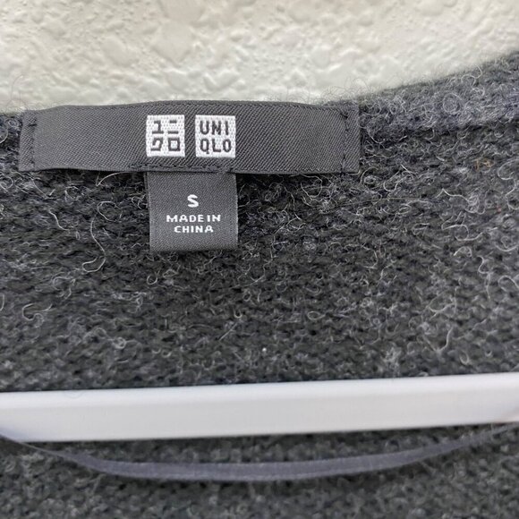 Uniqlo Knit Hooded One Button Cardigan Wool Blend Sweater Womens size Small - Picture 2 of 6